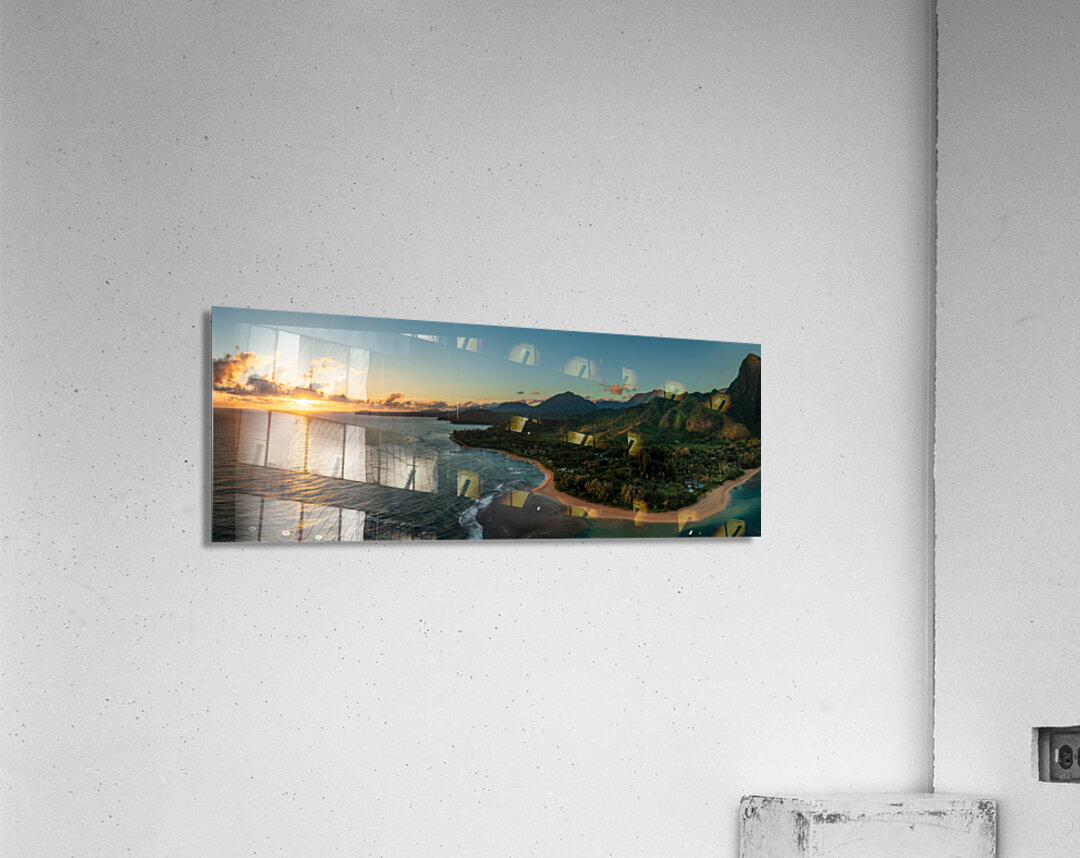 Aerial panorama of sunrise over Tunnels Beach Kauai Hawaii Impression acrylique