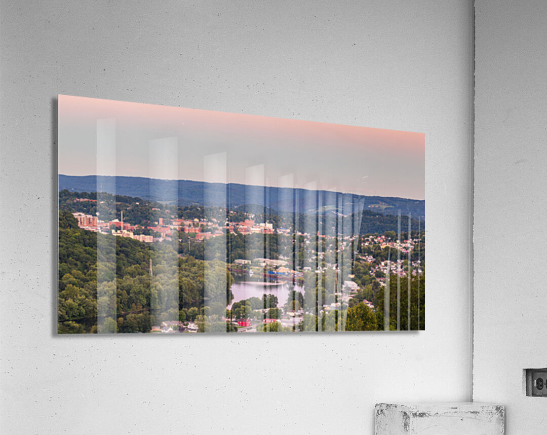 Sunset lights the sky above Morgantown in West Virginia Impression acrylique