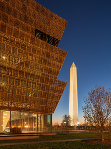 Reflection of Washington Monument