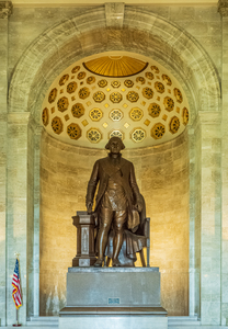 Statue of George Washington in Masonic Memorial