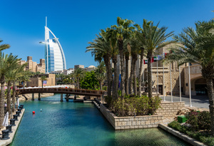 View of waterways around Souk Madinat Jumeirah in Dubai