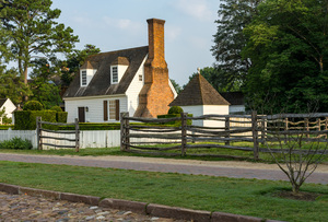 Old cottage and garden in Williamsburg Virginia