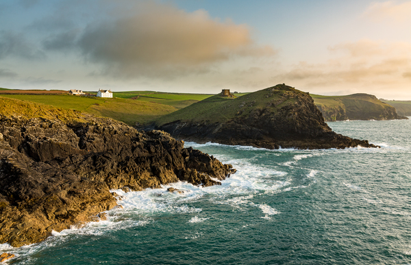 Coastline in late evening sun at Port Quin by Steve Heap
