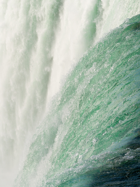 Canadian Horseshoe Falls at Niagara by Steve Heap