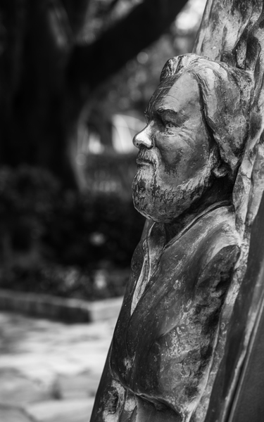 Statue of Gerald Durrell in Corfu in black and white by Steve Heap