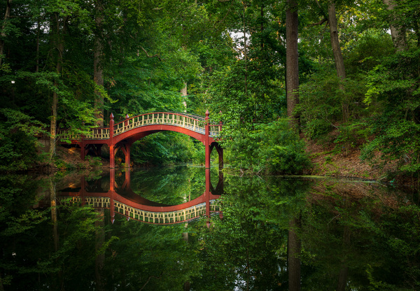 Crim Dell bridge at William and Mary college by Steve Heap