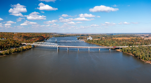Mark Twain Memorial highway bridge across Mississippi by Steve Heap