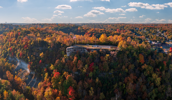 Lovers Leap overlook in Hannibal Missouri in fall colors by Steve Heap