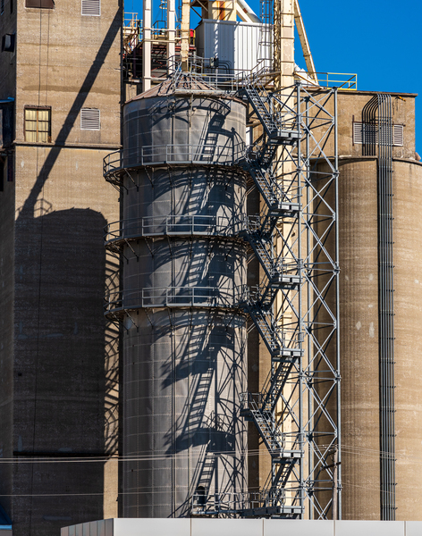 Large grain processing plant in East St Louis Illinois by Steve Heap