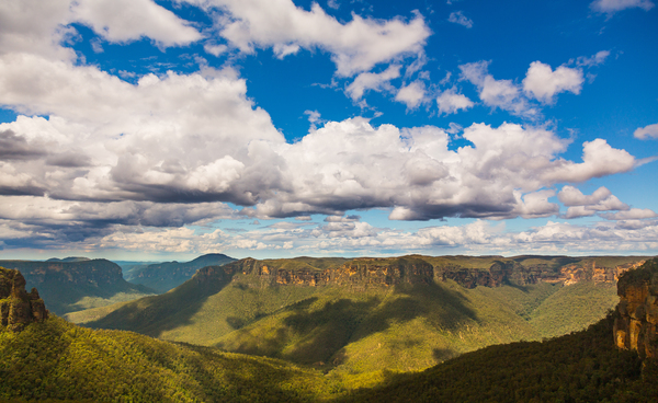 Grose Valley in Blue Mountains Australia by Steve Heap
