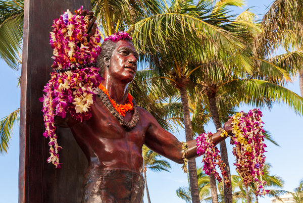 Duke Kahanamoku statue in Waikiki by Steve Heap