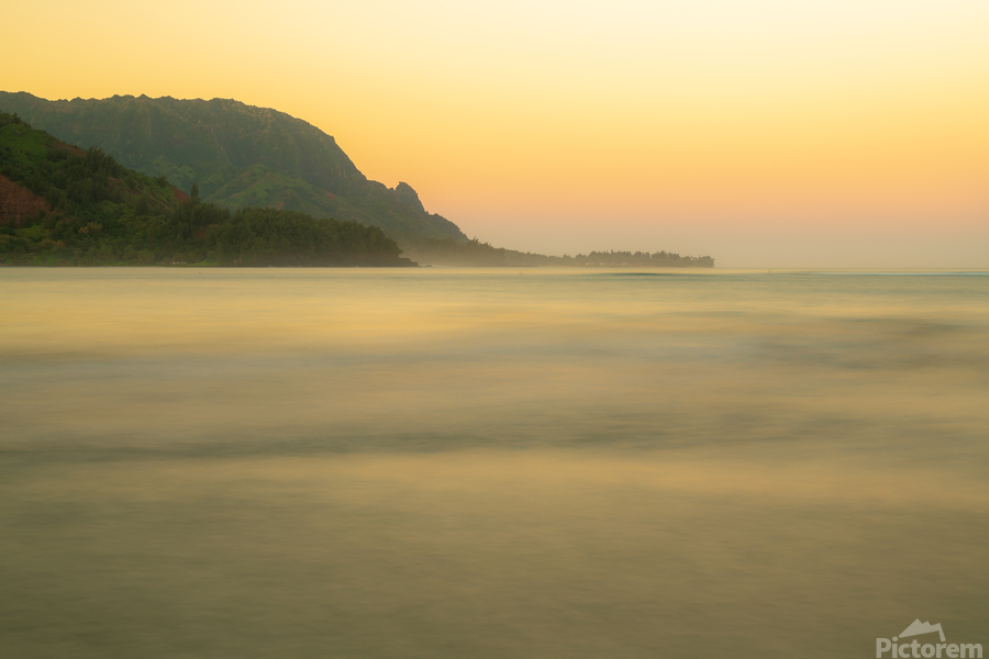 Ethereal view of Hanalei Bay on Kauai  Imprimer