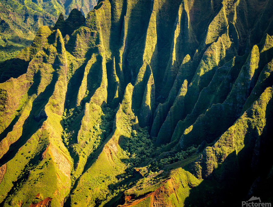Fluted hills on Na Pali coast of Kauai  Imprimer