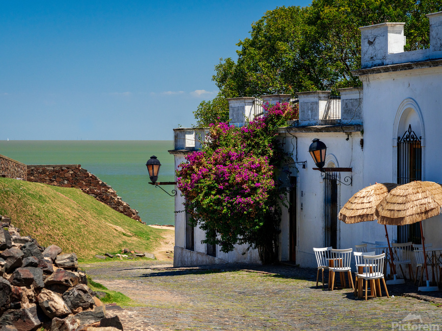 Cobbled street in Unesco historical town of Colonia del Sacramen  Print