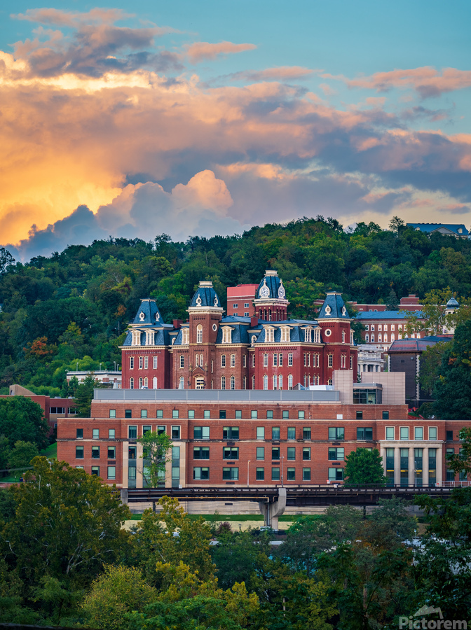 Brooks Hall and Woodburn Hall at sunset in Morgantown WV  Imprimer