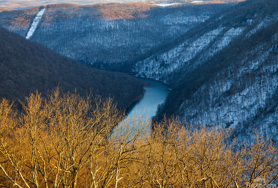 Cheat River Canyon at Coopers Rock on winter afternoon  Imprimer