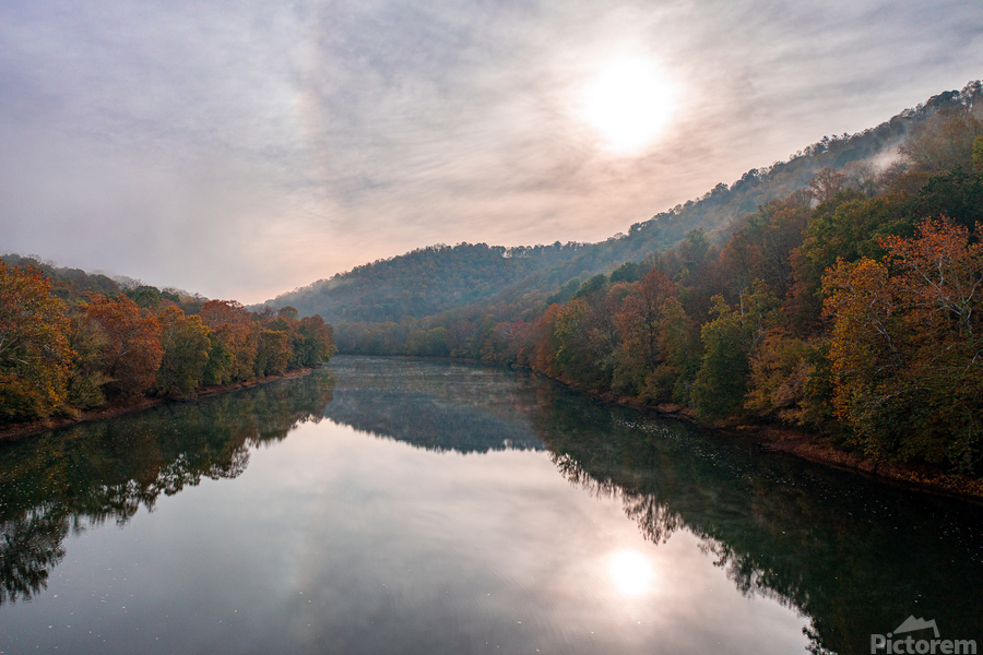 Calm Tygart River by Valley Falls on a misty autumn day  Imprimer