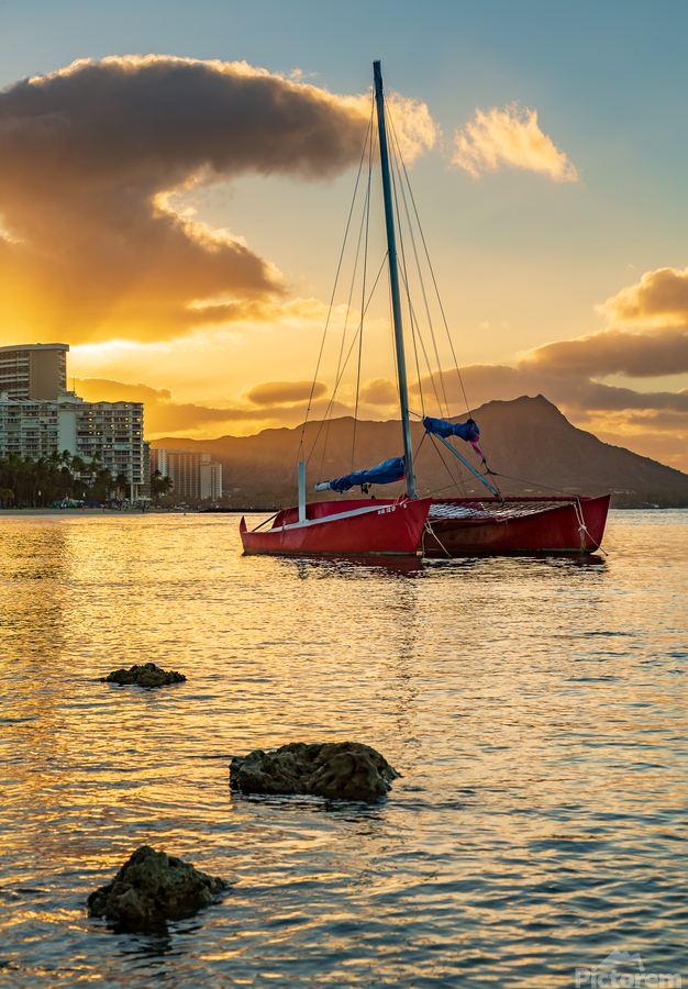 Sunrise over Diamond Head from Waikiki Hawaii  Imprimer
