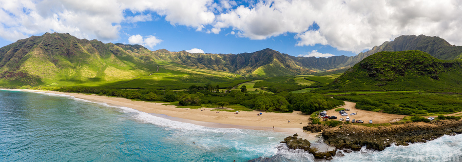 Makua beach and valley on west coast of Oahu  Print