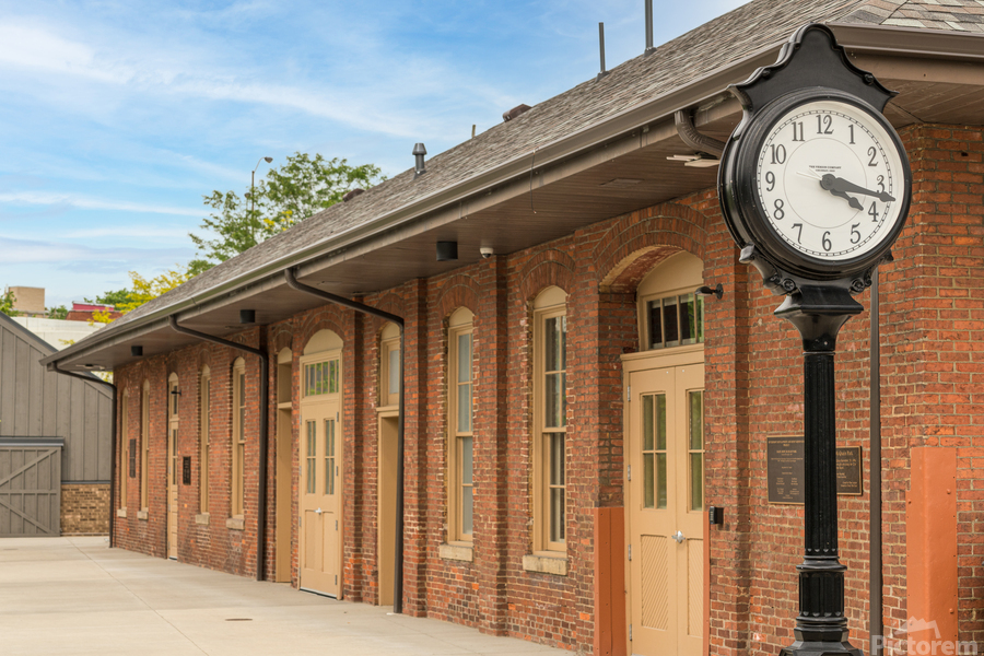 Restored Union Railway station building in Morgantown  Imprimer