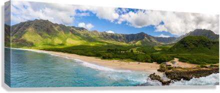 Makua beach and valley on west coast of Oahu  Canvas Print