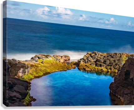 Long exposure image of Queens Bath on Kauai Canvas Print