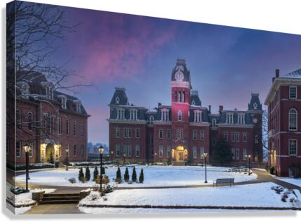 Woodburn Hall at West Virginia University in December  Impression sur toile