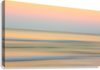 Sunrise over ocean with sideways pan  Impression sur toile