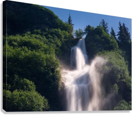 Dramatic waterfall of Bridal Veil Falls in Keystone Canyon  Impression sur toile
