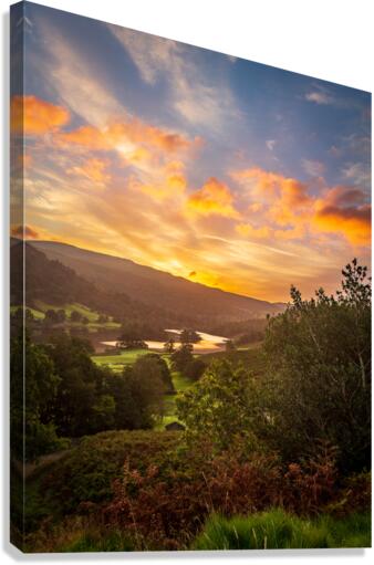 Sunrise over Rydal Water in Lake District  Canvas Print