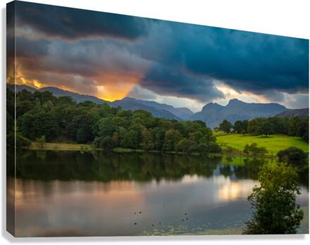 Sunset at Loughrigg Tarn in Lake District  Impression sur toile