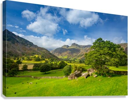 Langdale Pikes in Lake District  Impression sur toile