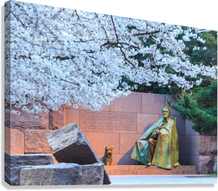 Cherry blossoms and Washington FDR monument  Impression sur toile