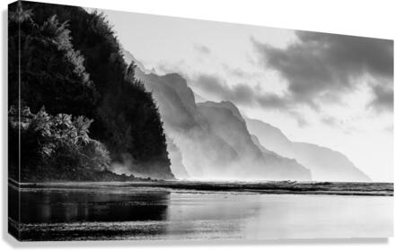 Black and white sunset on Na Pali coastline  Canvas Print