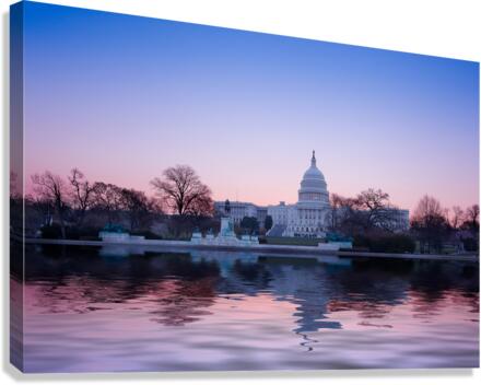 Sunrise behind the dome of the Capitol in DC  Impression sur toile