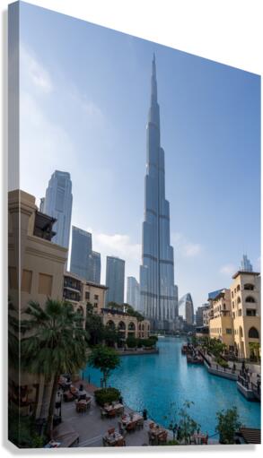 Restaurants and cafes of Dubai downtown business district  Impression sur toile