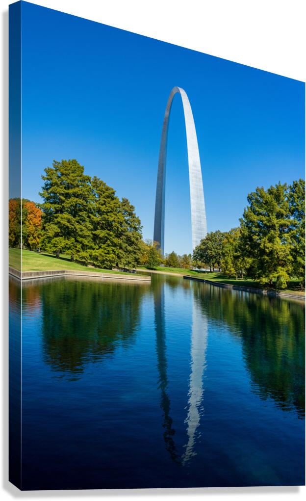 Gateway Arch of St Louis Missouri reflecting in the lake  Canvas Print