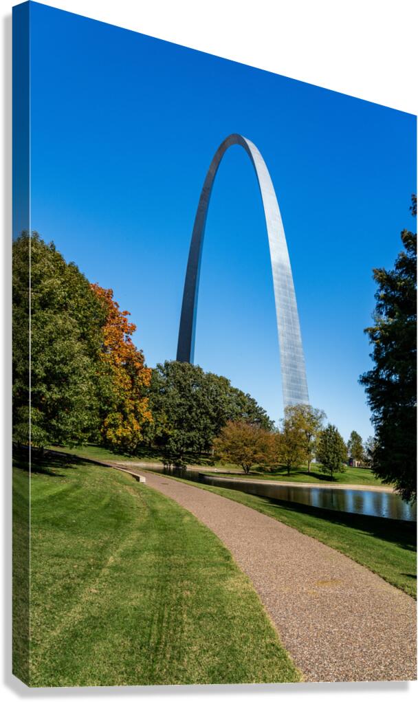 Gateway Arch of St Louis Missouri from the park and lake  Canvas Print