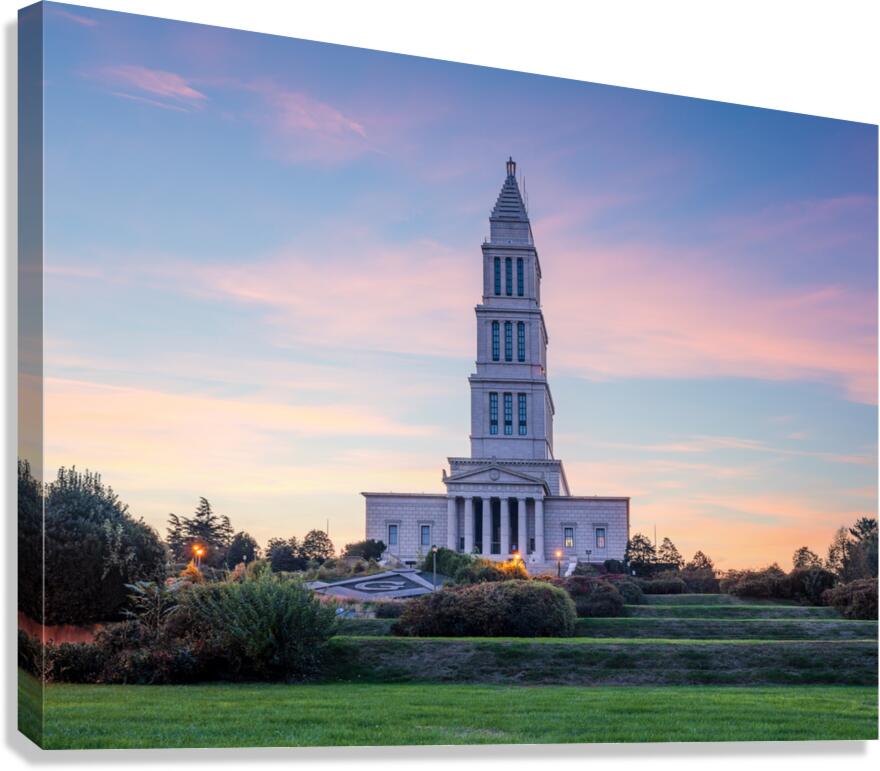 Sunset at the George Washington Masonic National Memorial in Ale  Impression sur toile