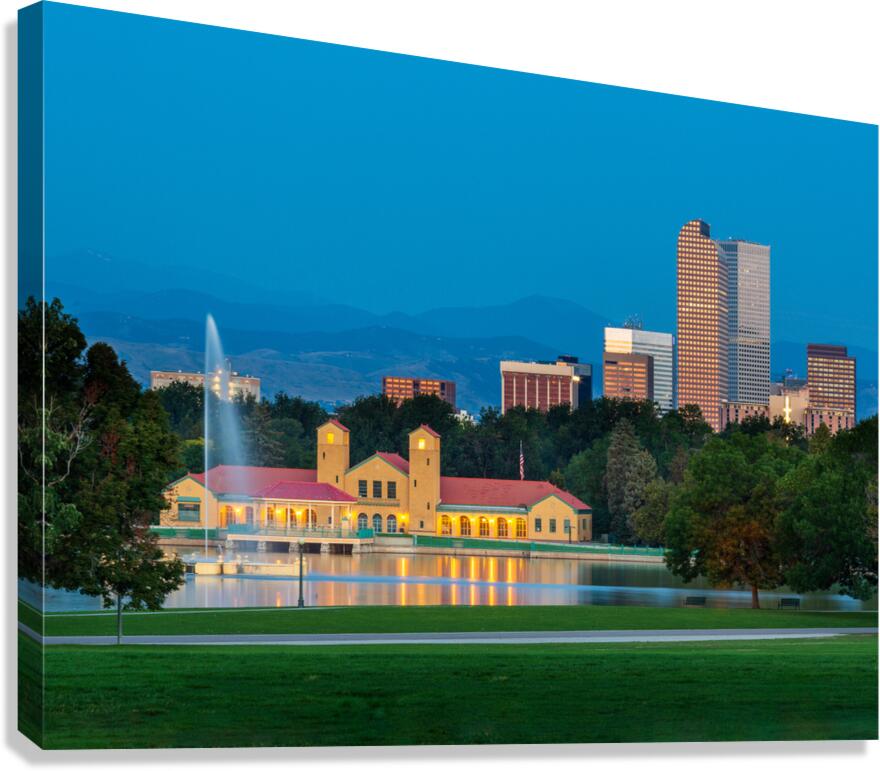 Skyline of Denver at dawn from City Park with boathouse  Impression sur toile
