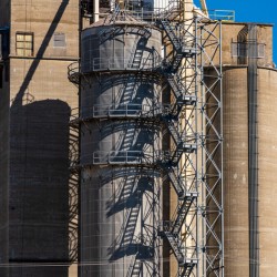 Large grain processing plant in East St Louis Illinois