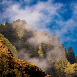 View of the fluted rocks of the Na Pali coastline