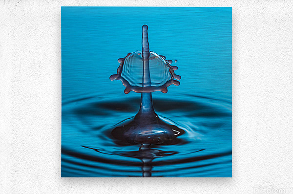 Water droplet collision - penetration  Metal print