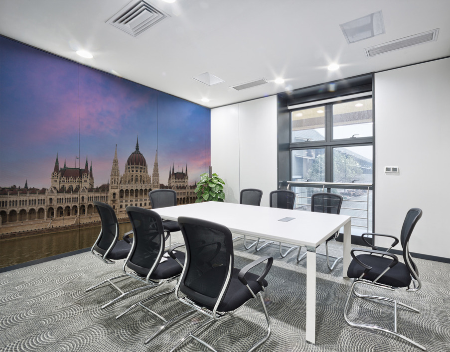 Hungarian Parliament Building in Budapest Wall Printing