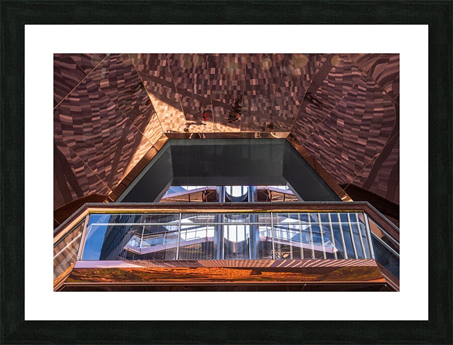 Reflective surface of the Vessel with photographer below Impression et Cadre photo