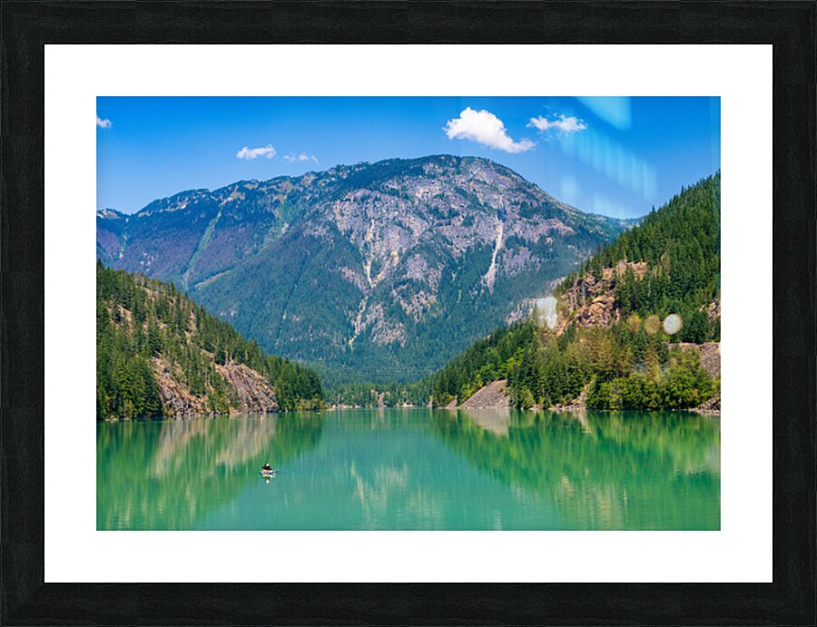 Paddleboard on Diablo Lake in North Cascades National Park in Wa Impression et Cadre photo