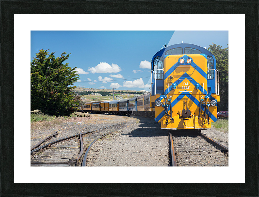 Diesel locomotive train engine Taiere Gorge line Picture Frame print