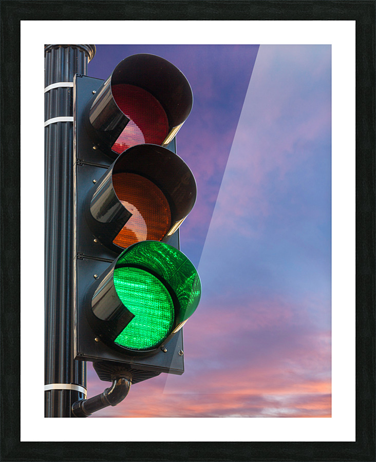 Green light on traffic signal motivational message  Impression encadrée