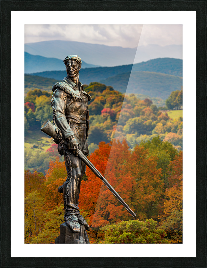 Mountaineer statue from WVU with fall leaves in West Virginia  Impression encadrée
