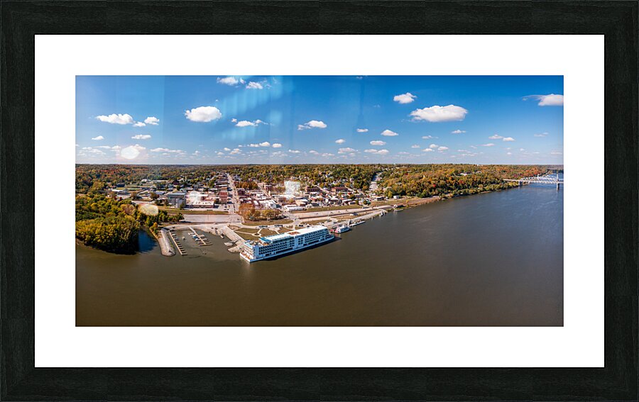 Townscape of Hannibal in Missouri with Viking Mississippi boat  Impression encadrée